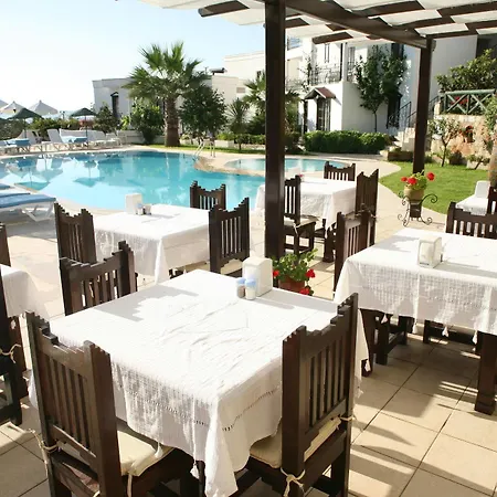 Sunny Garden Nilufer 3* Бодрум