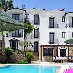 Sunny Garden Nilufer 3* בודרום